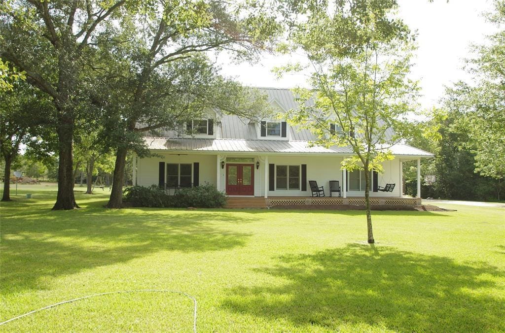 609 Piney Creek Rd, Bellville, TX 77418 House Rental in Bellville, TX