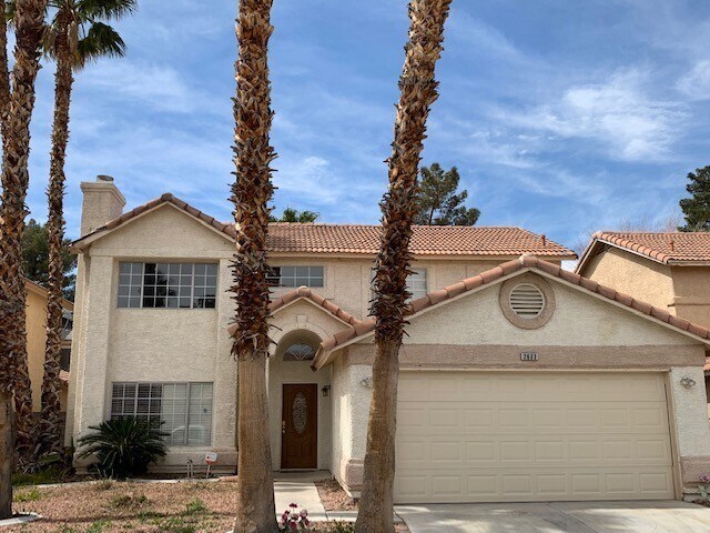 Foto principal - Coming Soon - Smoke Ranch - Community Pool and Tennis New Carpet