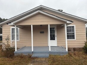 Building Photo - 4085 Porter St