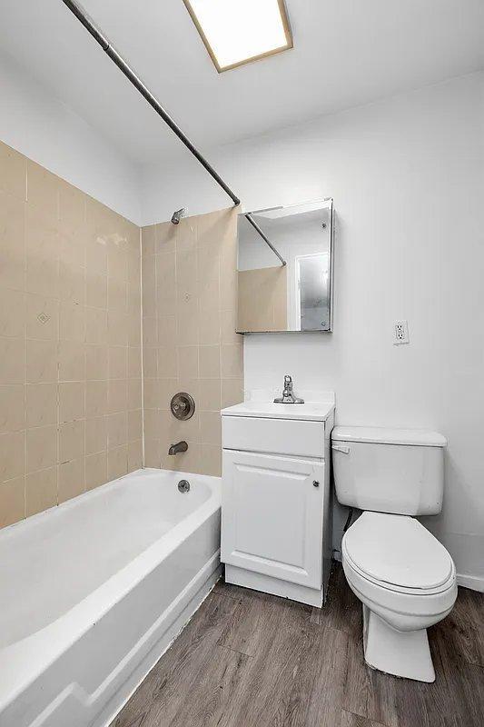 Foto del edificio - 1 bedroom in New York NY 10023