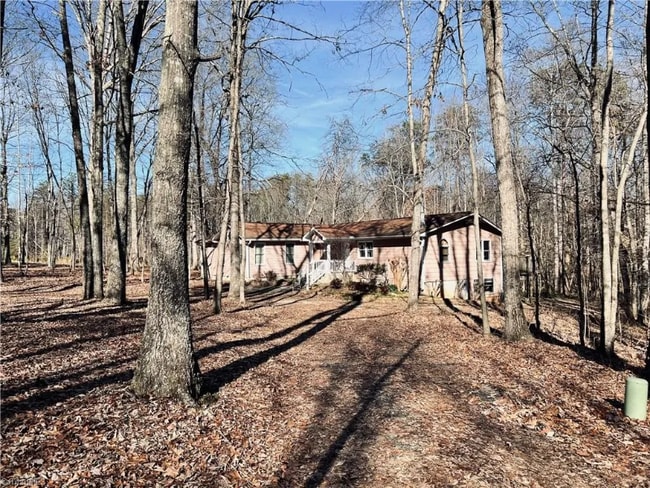 Building Photo - 3401 Oak Ridge Rd