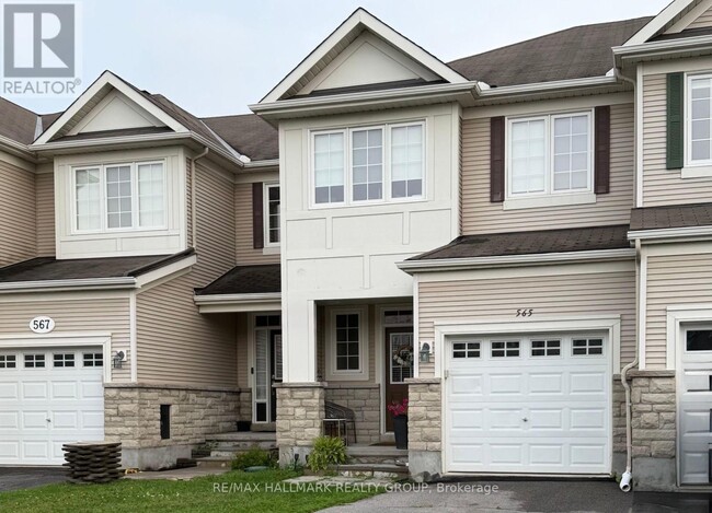 Building Photo - 565 Pepperville Crescent