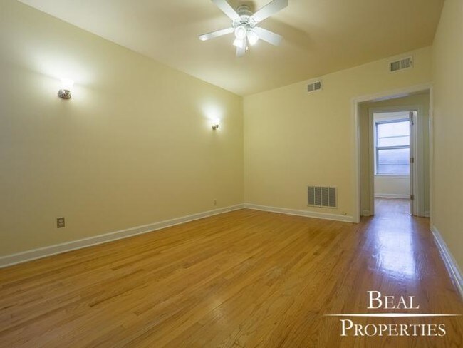 Foto del edificio - 1 bedroom in CHICAGO IL 60657