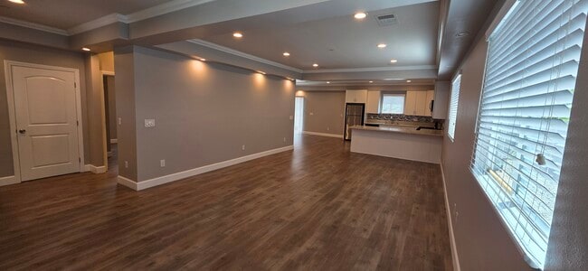 Foto del edificio - 5812 Cleon Ave
