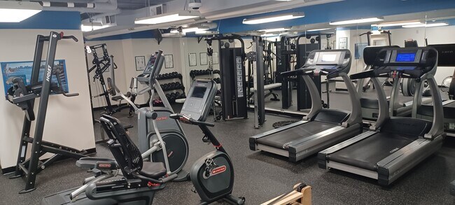 Foto del edificio - 2311 Pimmit Dr