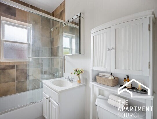 Foto del edificio - 3246 N Clifton Ave