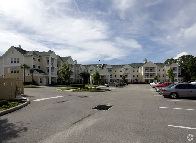 Royal Palms Senior Apartments