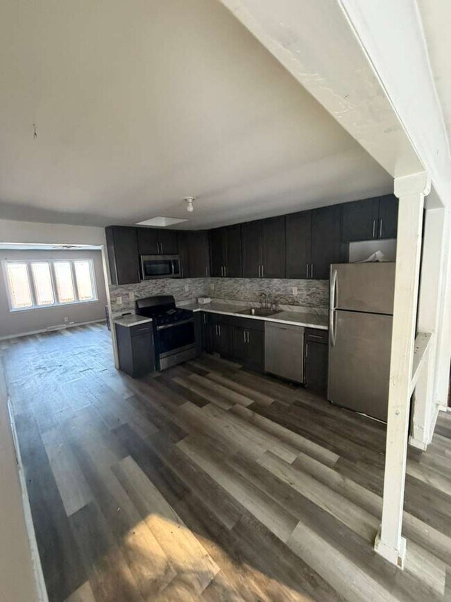 Foto del edificio - 23 Laurel Trail