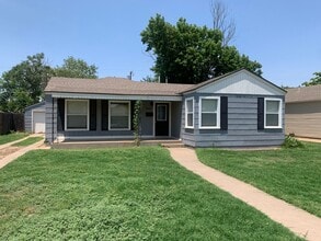 Building Photo - 3418 26th St