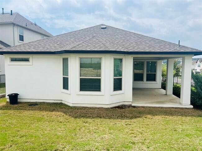 Foto del edificio - 4500 Modena Bay Bend