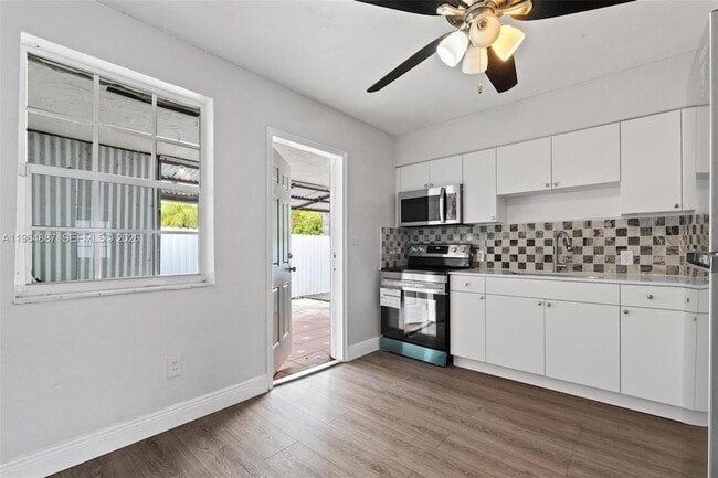 Photo - 11441 SW 2nd St Apartment