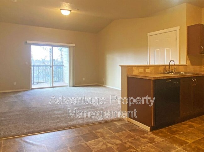 Foto del edificio - 515 N Catron Pl