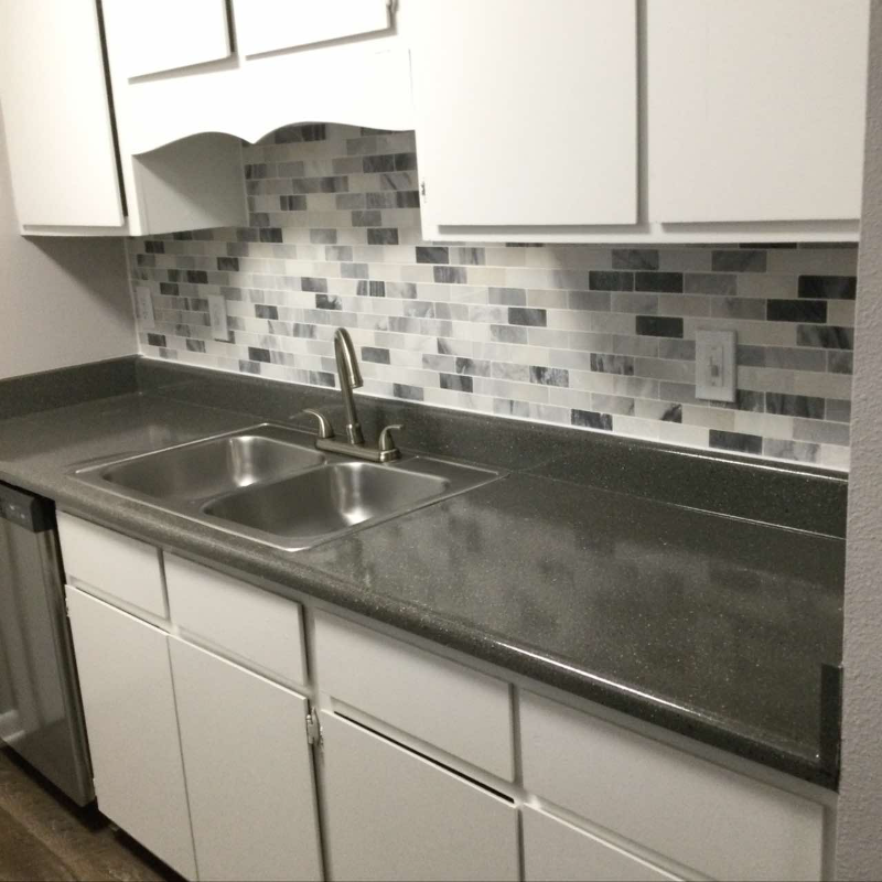 Foto principal - 920 Bryan Pl