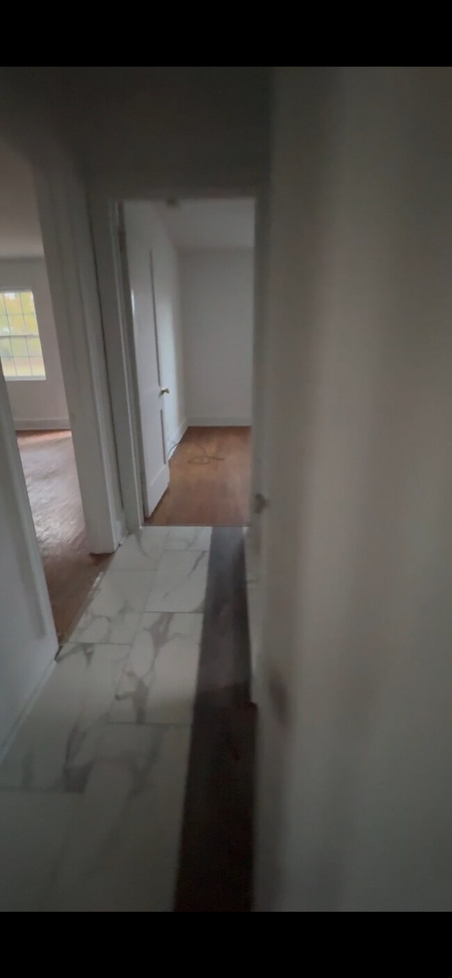 Foto del edificio - 407 N Parker St