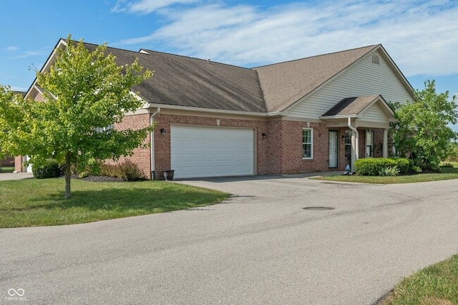 Building Photo - 4320 Hamilton Way