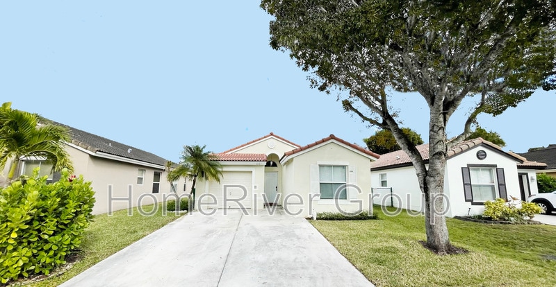 Foto principal - 1101 SE 20th Rd