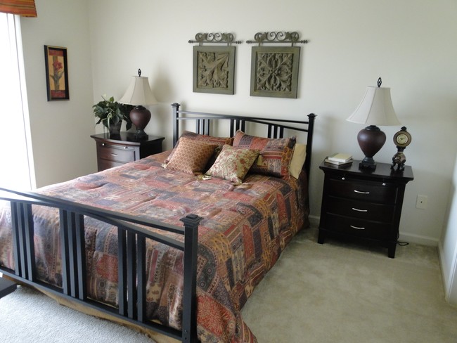 Bedroom - Stoneridge Apartment Homes