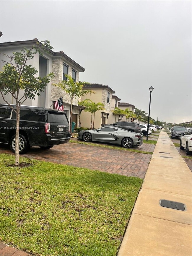 Building Photo - 25252 SW 107th Ct