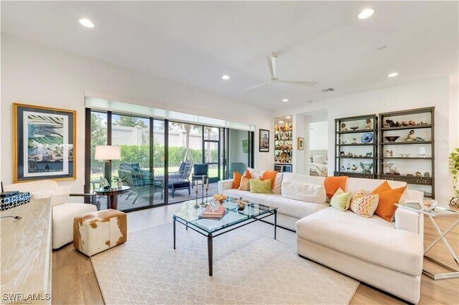 Foto del edificio - 12814 Hawkins Dr