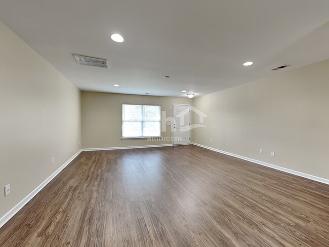 Foto del edificio - 314 Southwilde Way