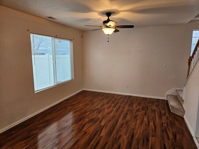 Building Photo - Great Green Valley Ranch 3-Bedroom Home, L...