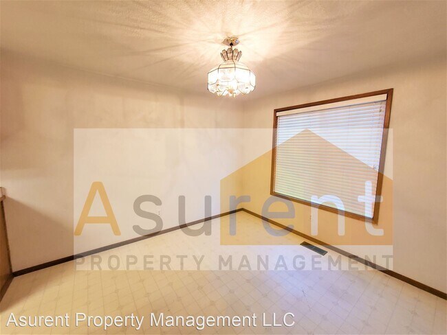 Foto del edificio - 3 br, 2 bath House - 2926 Shasta Ave