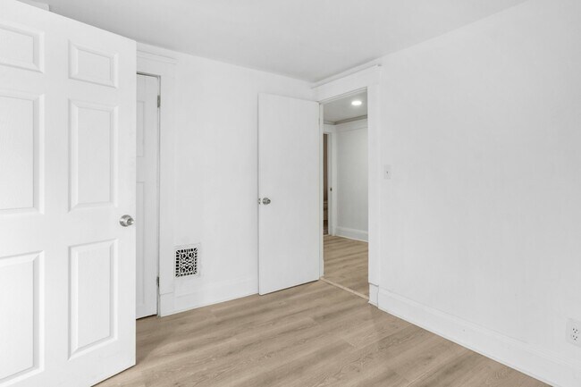 Foto del edificio - 14608 Alder Ave
