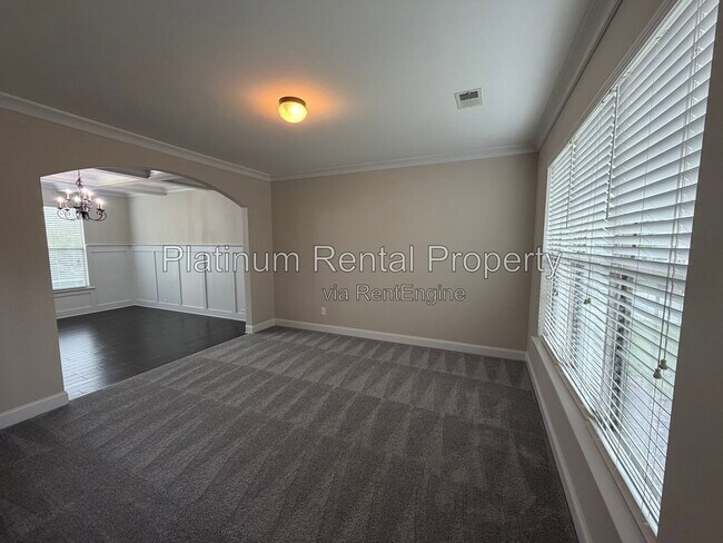 Foto del edificio - 5075 Rialto Way