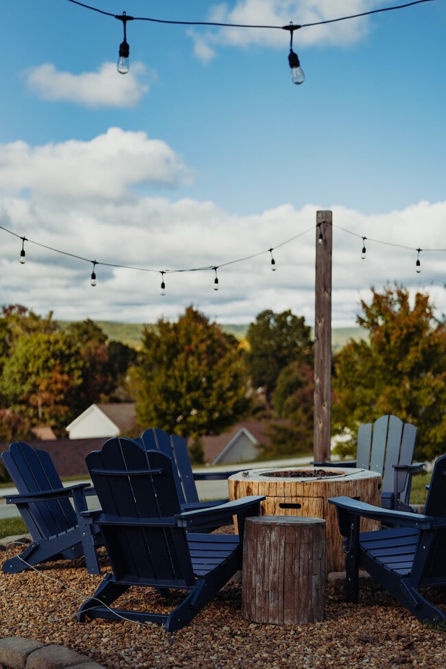 2025.10.08_MapleRidge_Firepit_016 (1) - Maple Ridge Townhomes