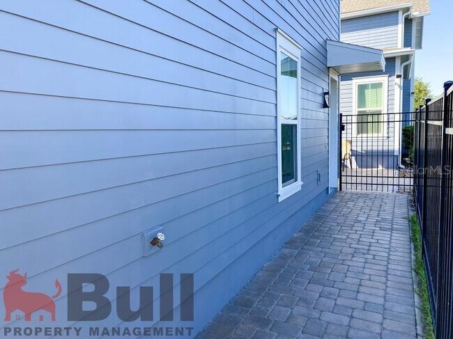 Building Photo - 8875 Sperry St