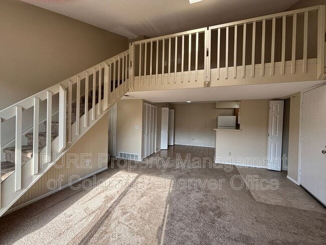 Building Photo - 427 Wright St