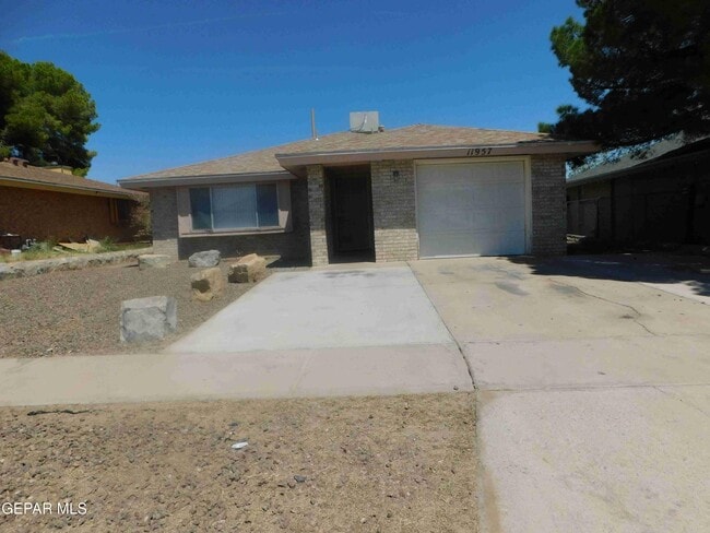 Building Photo - 11957 Picasso Dr
