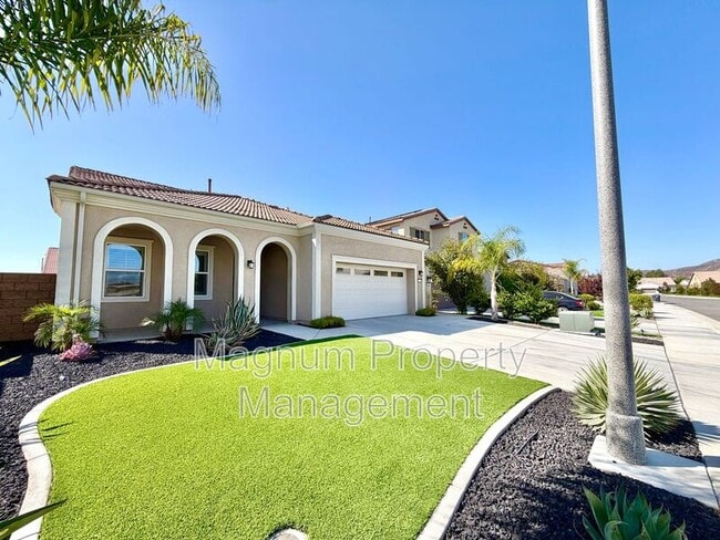Building Photo - 27460 Big Bend Dr