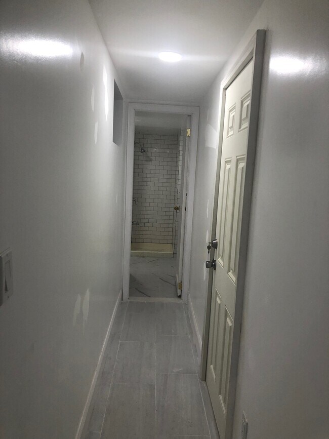 Foto del edificio - 3314 71st St
