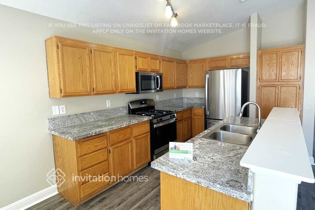 Foto del edificio - 6191 Back Woods Rd