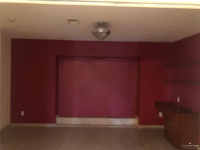 Foto del edificio - 22 Jackson Ave W