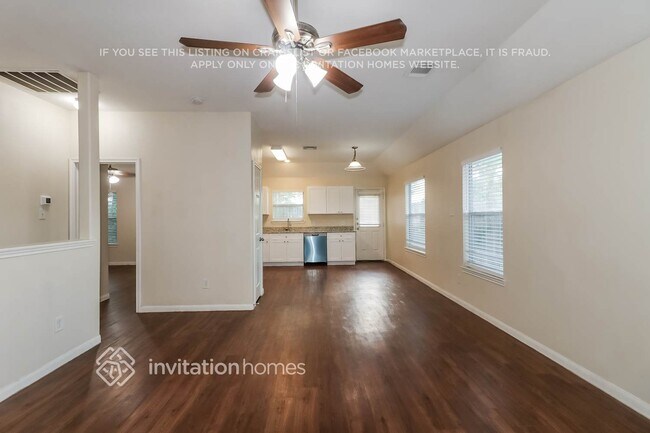 Foto del edificio - 15835 Regal Trace Ln