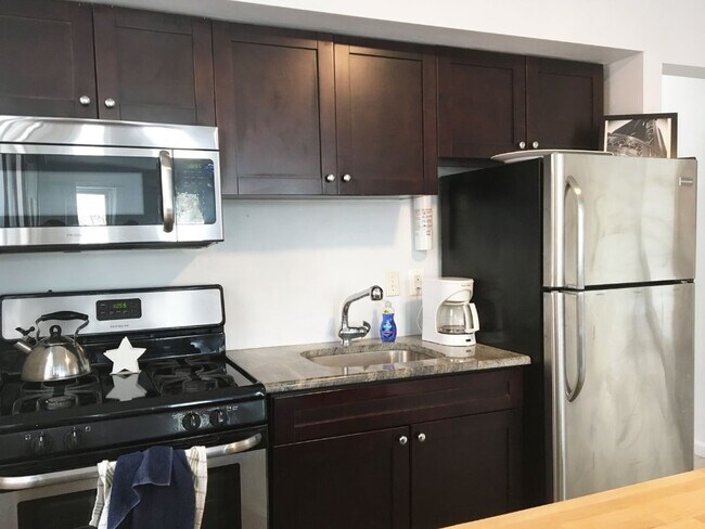 Foto del edificio - 6313 Boulevard E