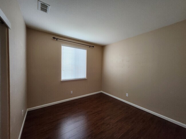 Building Photo - 9292 Trout Way