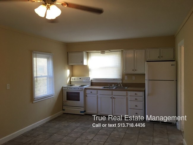 Building Photo - 5753 Boomer Rd