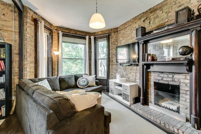 Foto del edificio - 3824 N Kenmore Ave