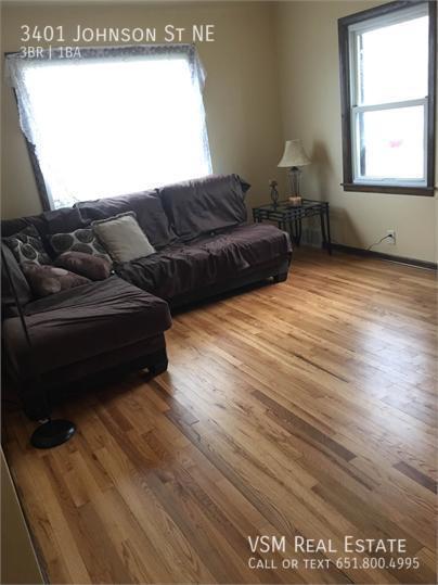 Foto del edificio - LIVE IN NORTHEAST MPLS! 3 Bedroom 1 Bath H...