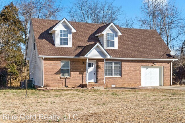Building Photo - 4 br, 2 bath House - 1186 Kendall Drive