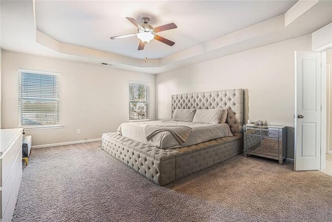 Building Photo - 5526 Donerail St