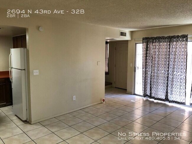Foto del edificio - 2 Bed Condo At 43rd Ave and Thomas!