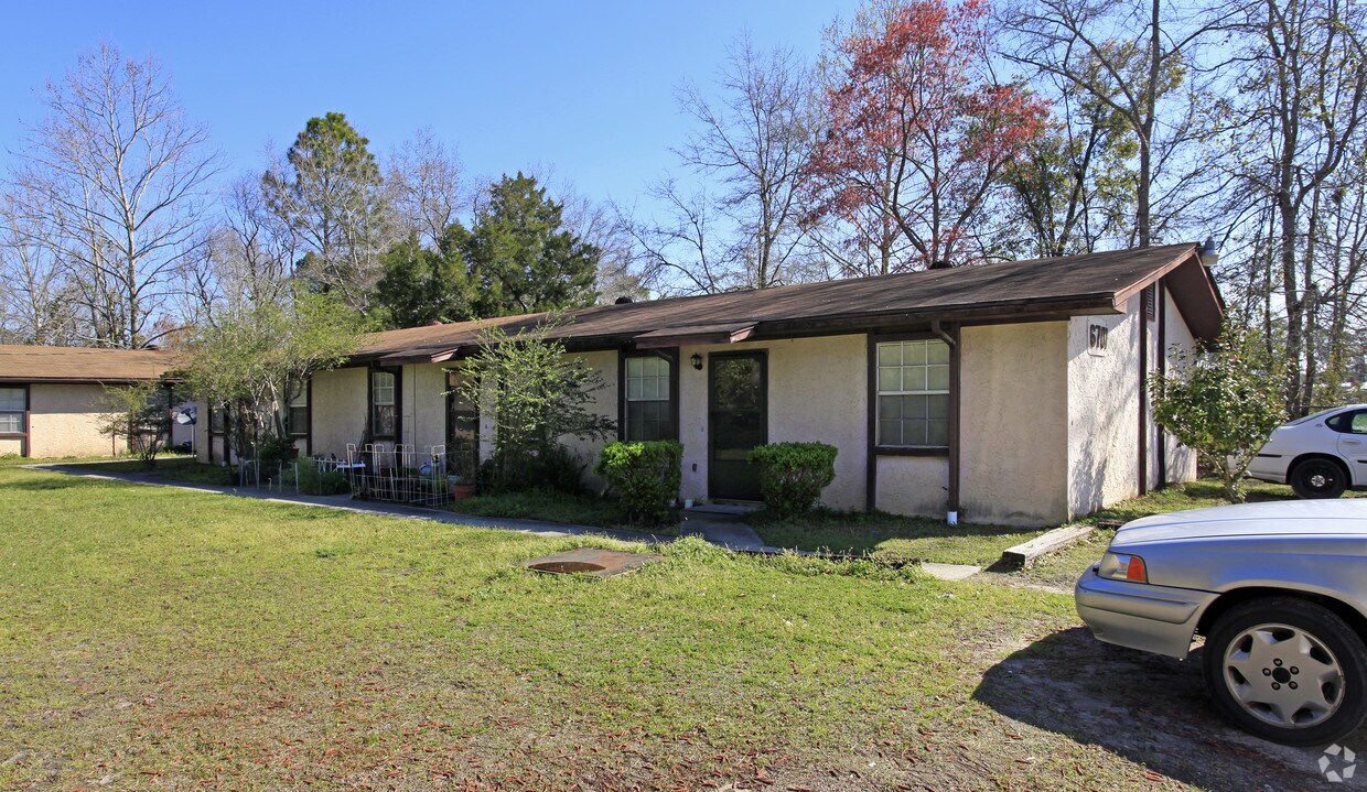 Primary Photo - 6707 E Sr-22