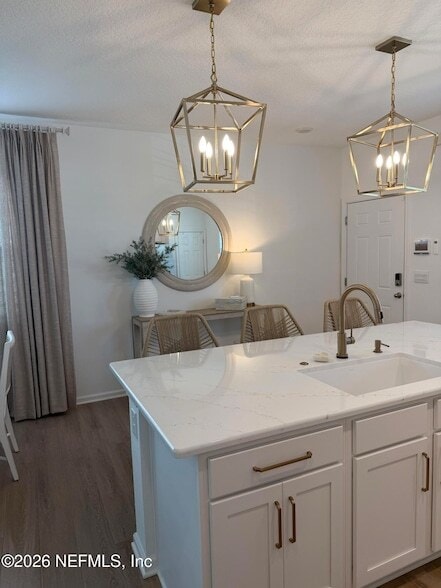 Building Photo - 8326 Zenith Cir