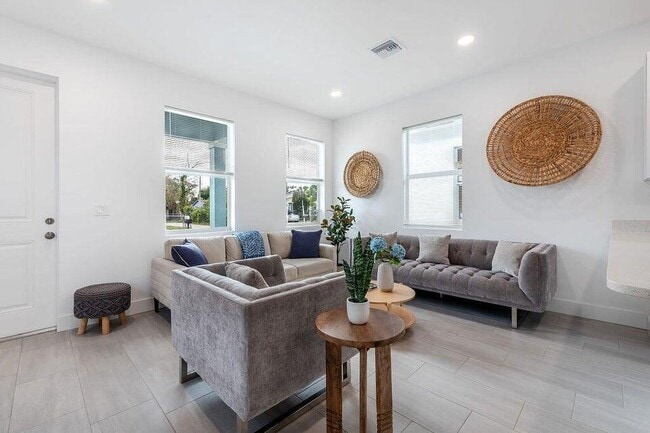 Foto del edificio - 3514 Hiawatha Ave