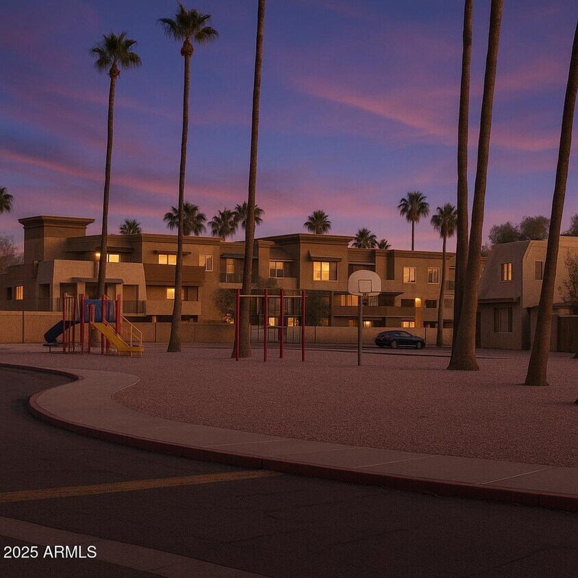 Foto del edificio - 4623 E Southgate Ave