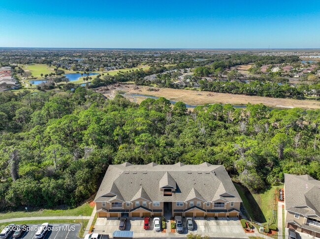 Foto del edificio - 4077 Meander Pl